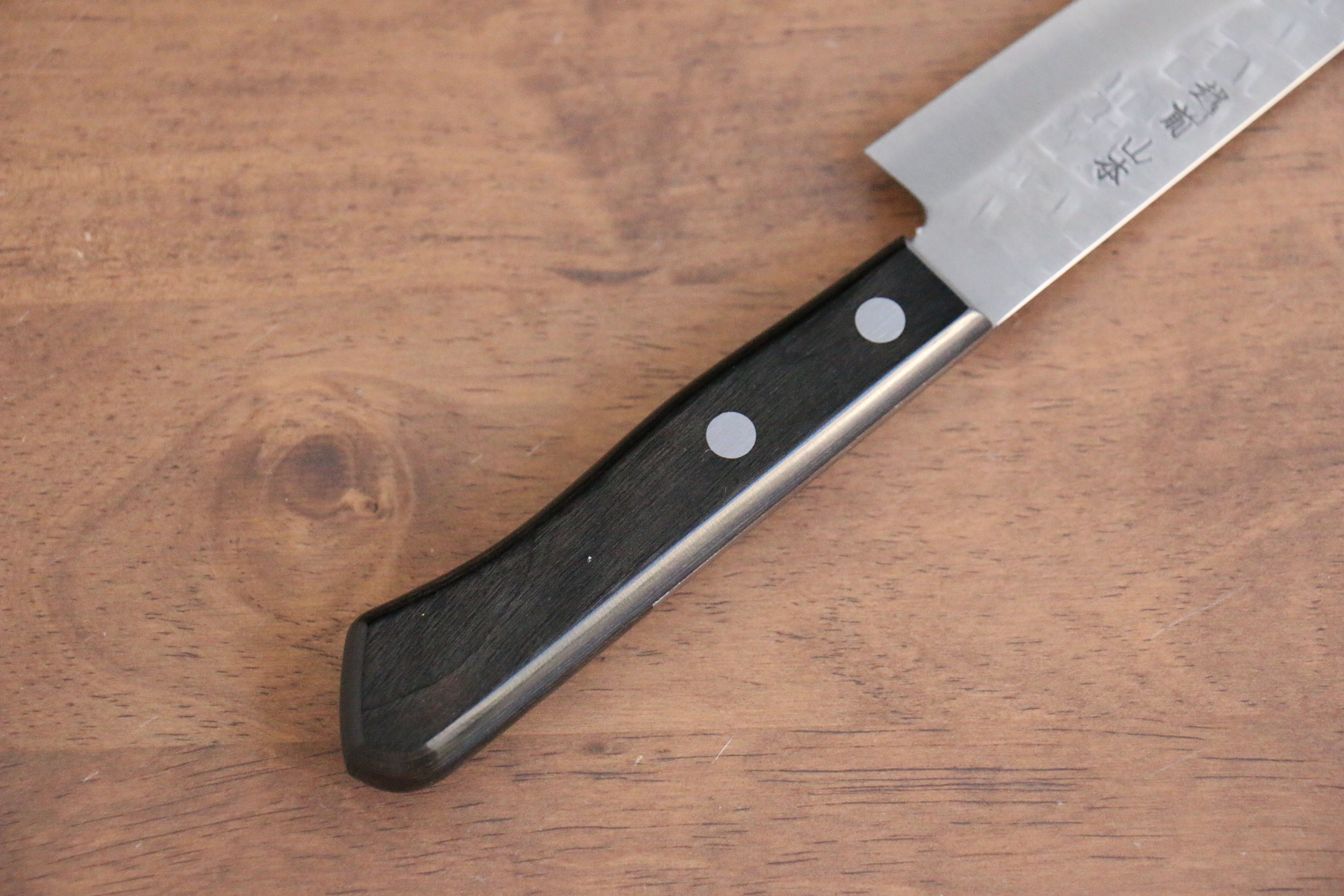 Nao Yamamoto AUS8 Hammered Petty-Utility 135mm Black Pakkawood Handle - Seisuke Knife