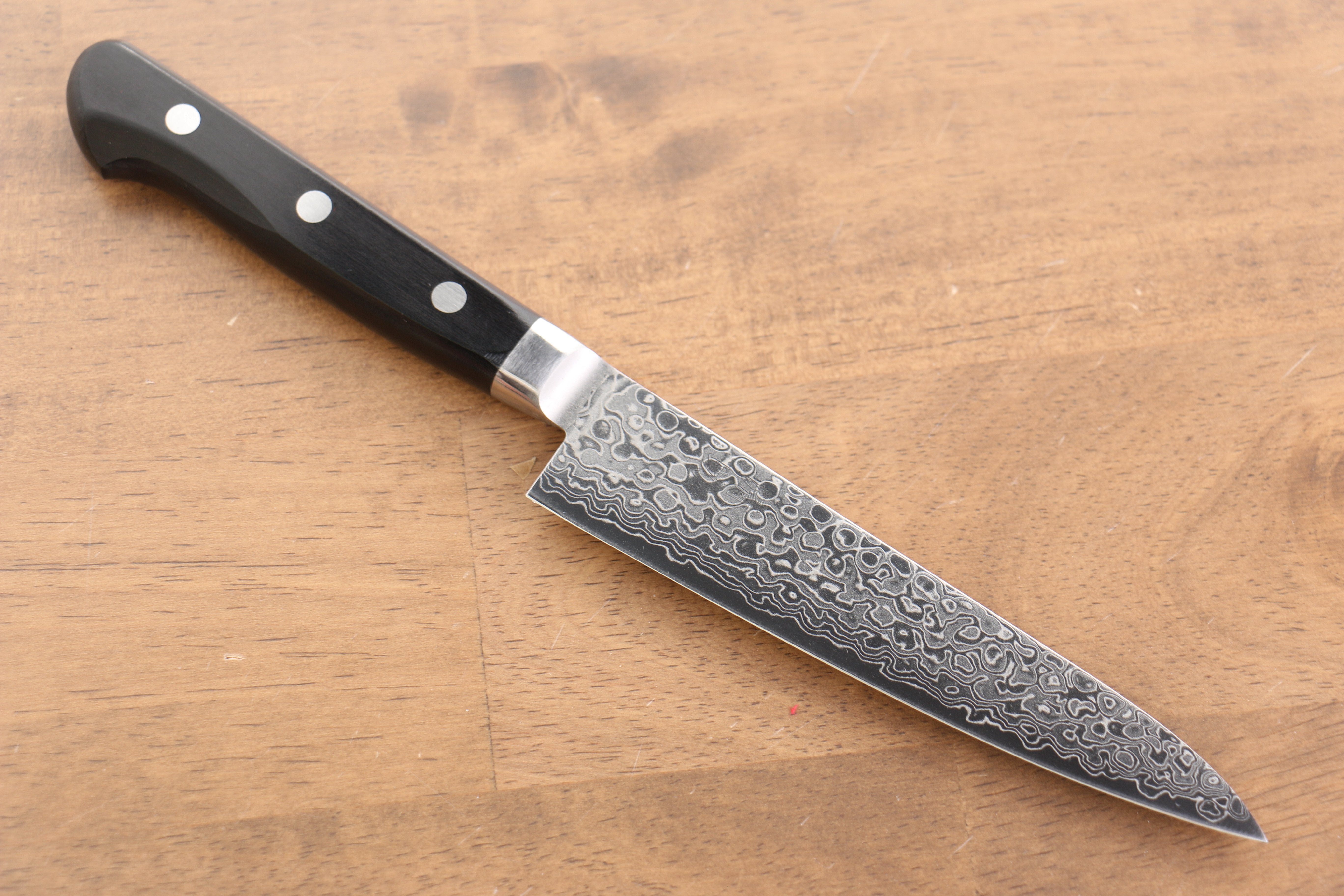 Seisuke Kagami AUS10 Migaki Damascus 45 Layer Petty-Utility 135mm Black Pakkawood Handle - Seisuke Knife
