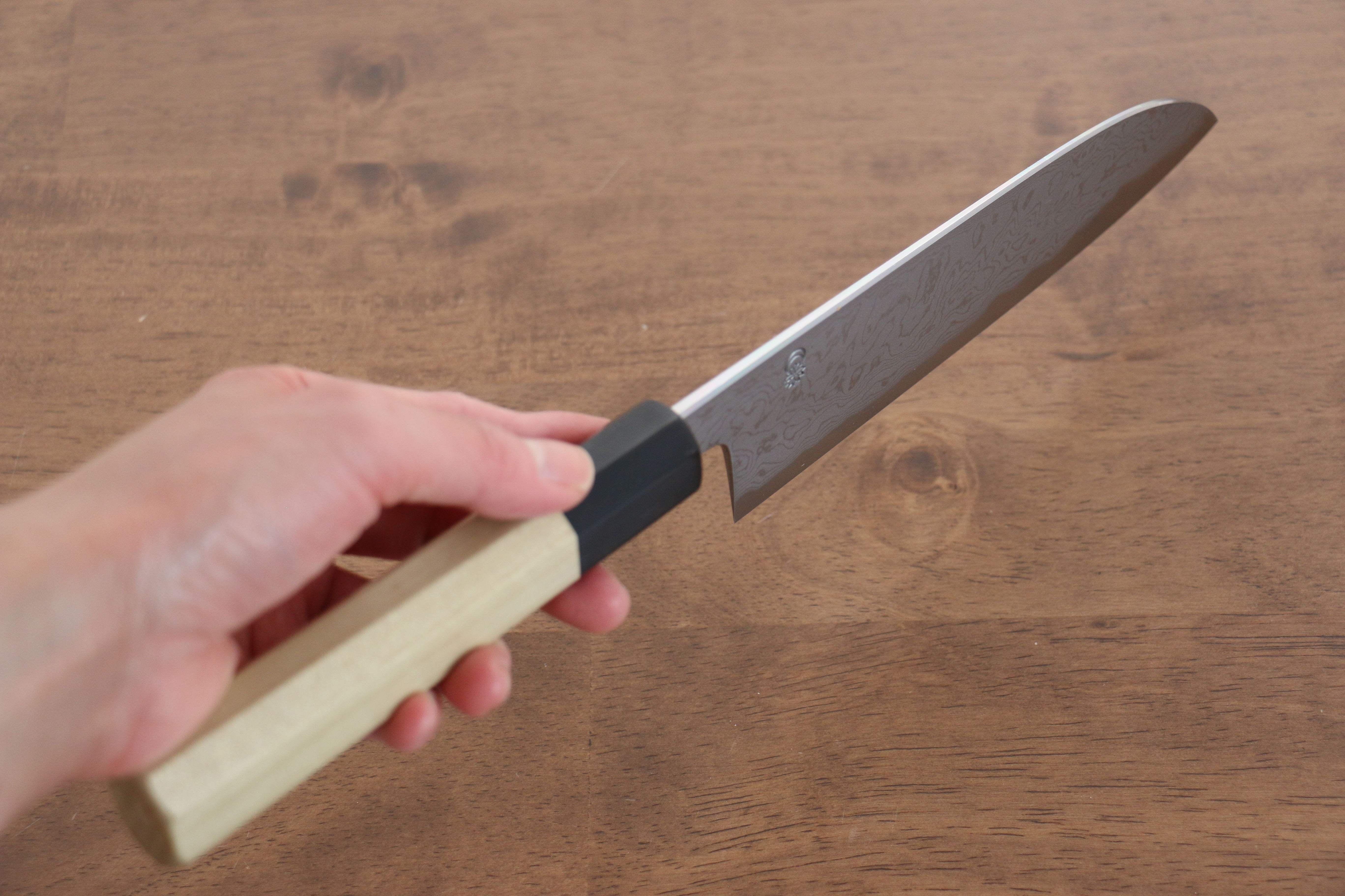 Kikuzuki Blue Steel No.1 Damascus Santoku 180mm Magnolia Handle - Seisuke Knife