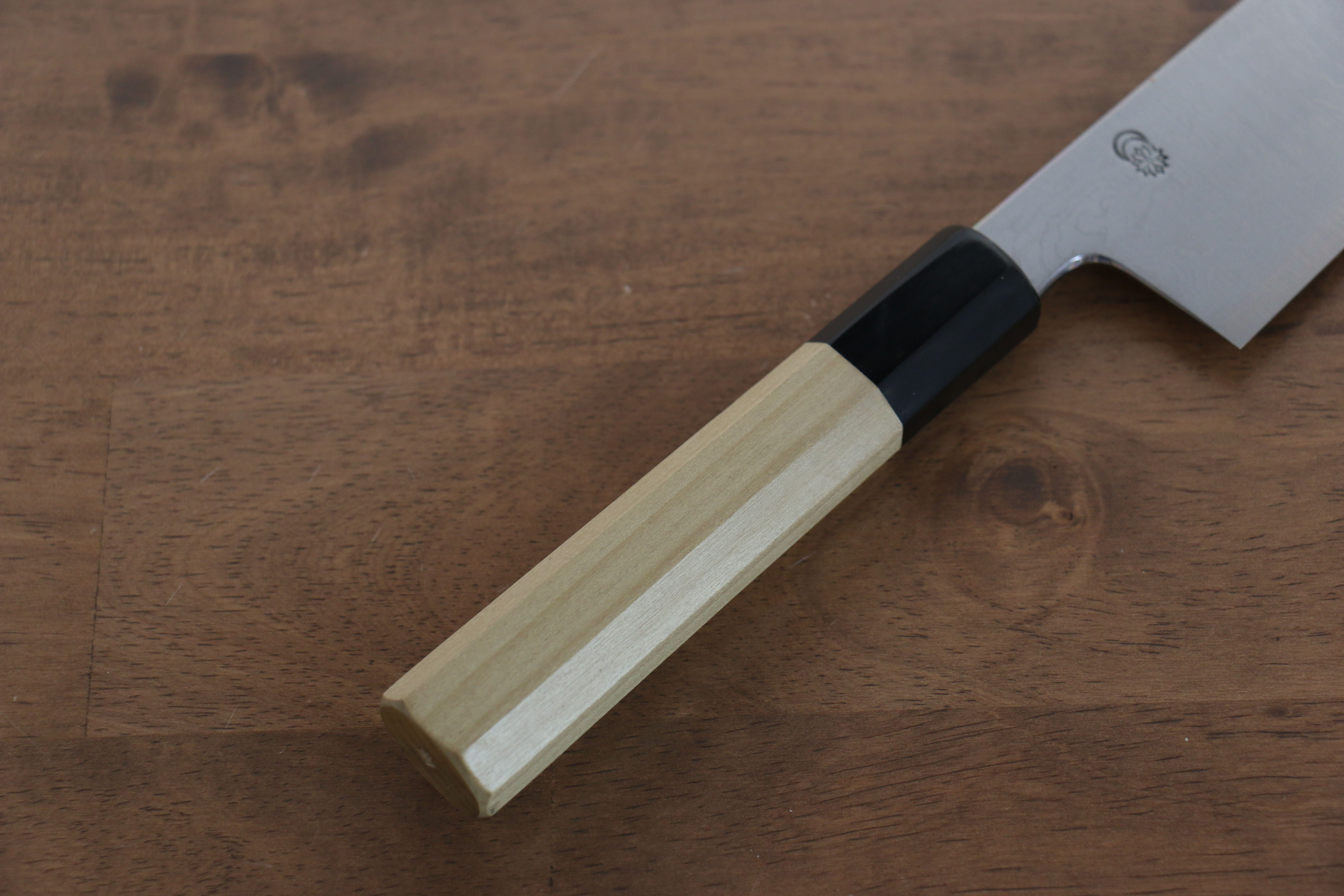 Kikuzuki Blue Steel No.1 Damascus Santoku 180mm Magnolia Handle - Seisuke Knife