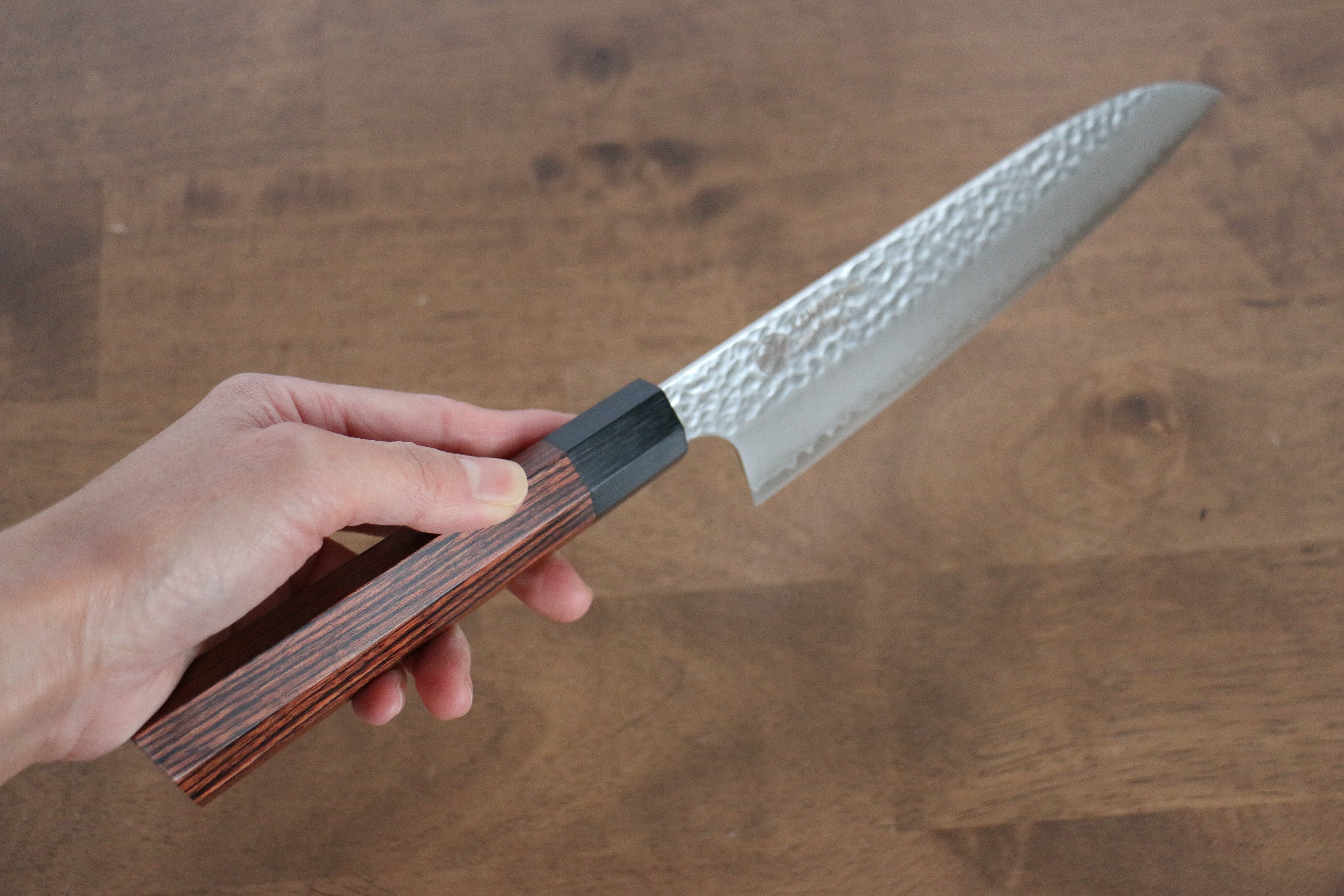 Seki Kanetsugu Heptagon Wood VG10 Hammered Santoku 170mm Pakka wood (heptagonal) Handle - Seisuke Knife