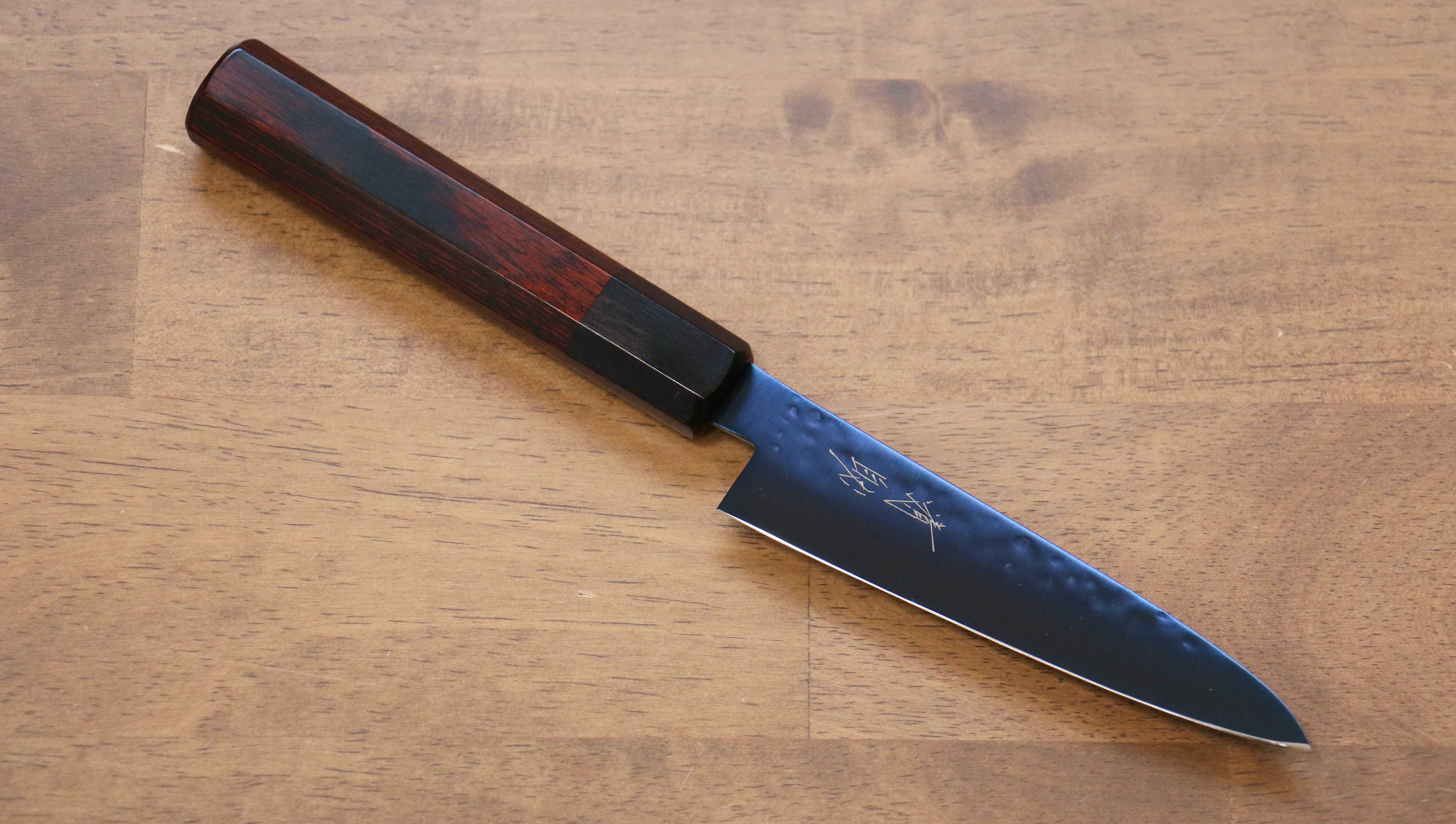 Seisuke SK-85 Ion-Plated Hammered Petty-Utility 120mm Red Pakkawood Handle - Seisuke Knife