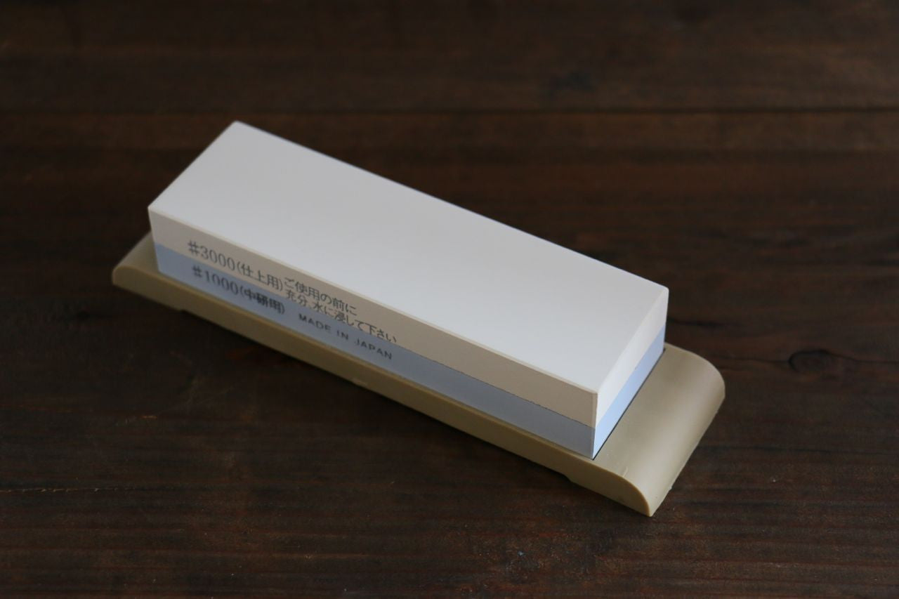 Suehiro Two Sided MINI Sharpening Stone with Rubber Base - #1000 & #3000 - Seisuke Knife