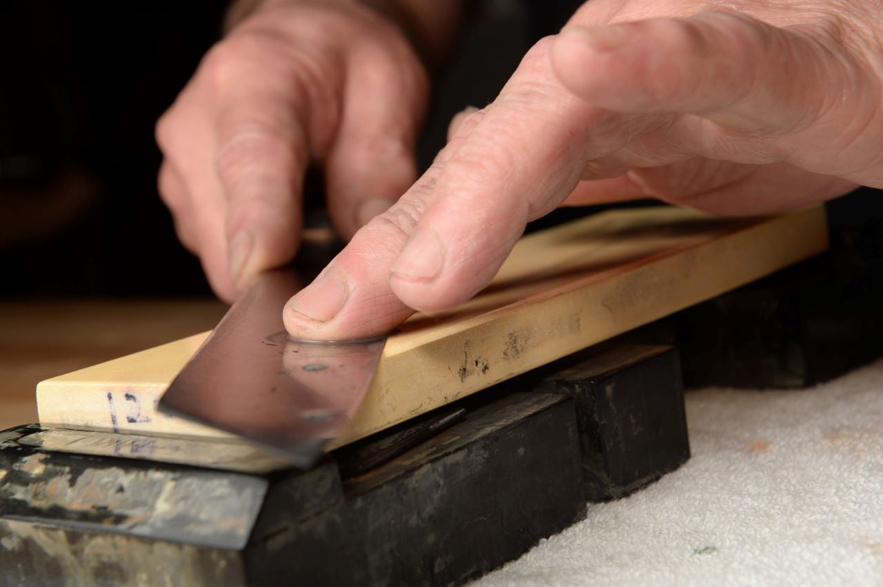 Single Bevel Sharpening - Seisuke Knife